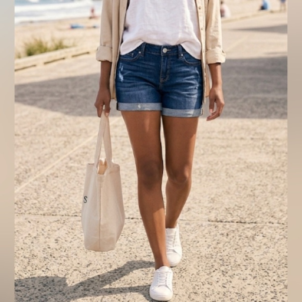 Garage | blue distressed Jean flirty short